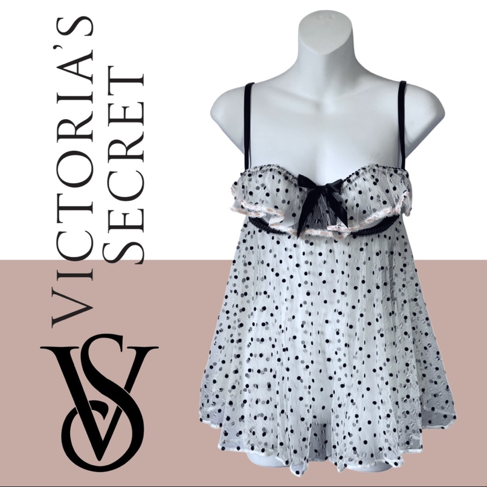 NWT Victoria’s Secret Open Cup Underbust Peekaboo Shelf Bra Teddy Babydoll 34B